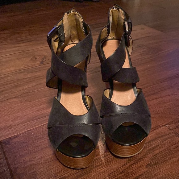 Aldo strap wedges - Picture 2 of 7